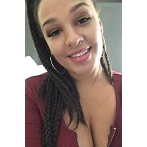 Meet your Posher, Damyra